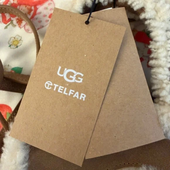 UGG x TELFAR Small Shopper - Picture 6 of 10